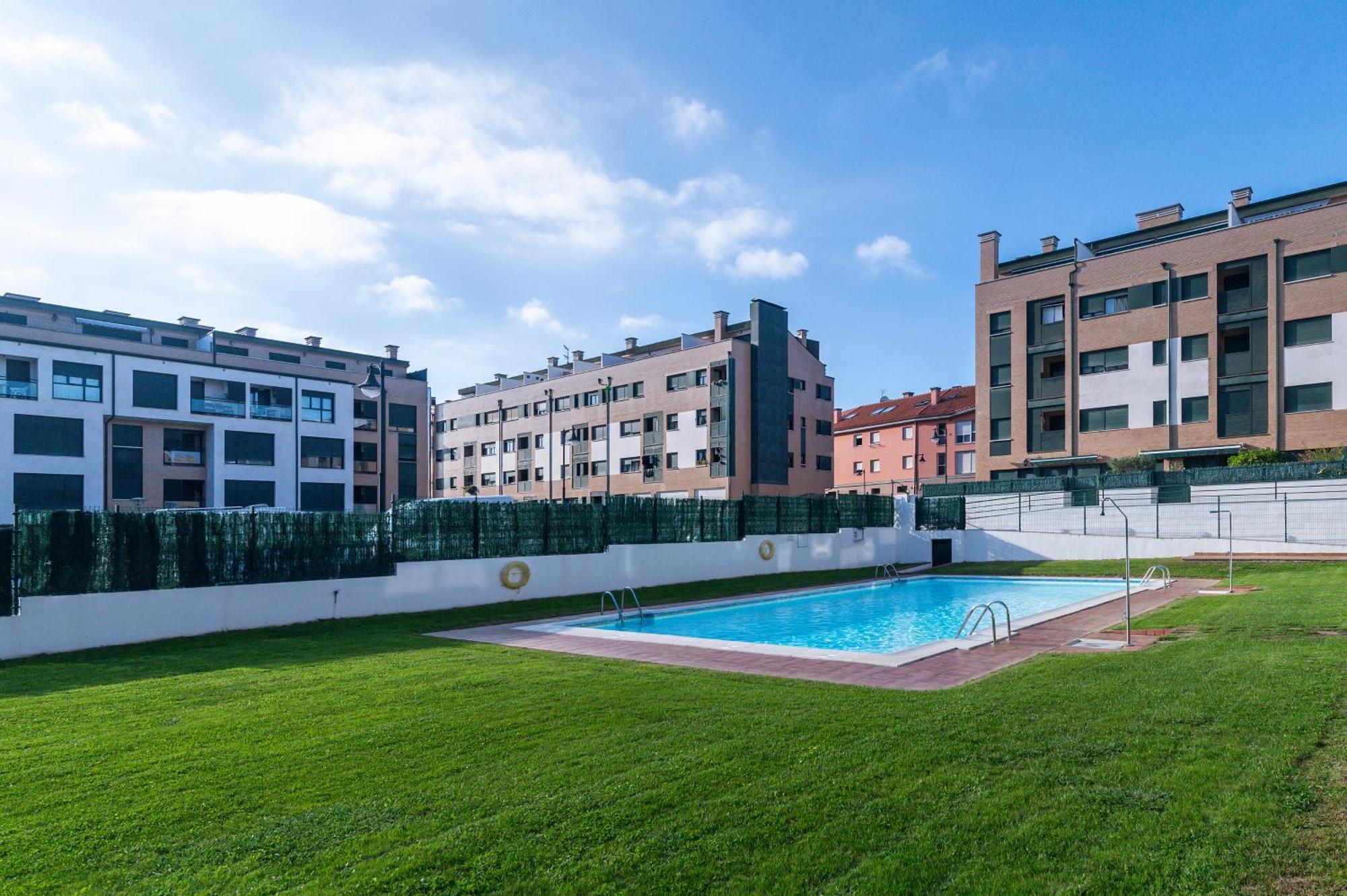 Tarantino, Apartamento Con Piscina, Playa A 3 Km Vut-2505-As Llanes Ngoại thất bức ảnh